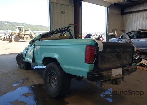 1990 Ford Ranger z USA, uszkodzony, nr VIN 1FTCR11T7LUA32118